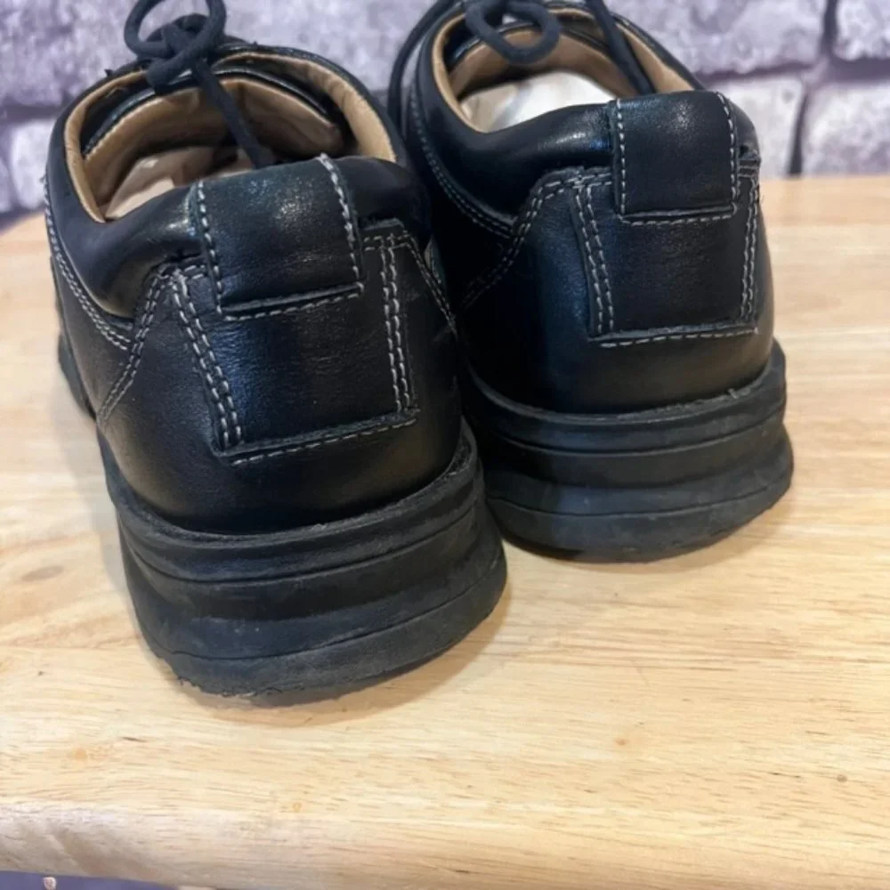 Dockers Men's Lace Up Black Leather Shoes Size 9